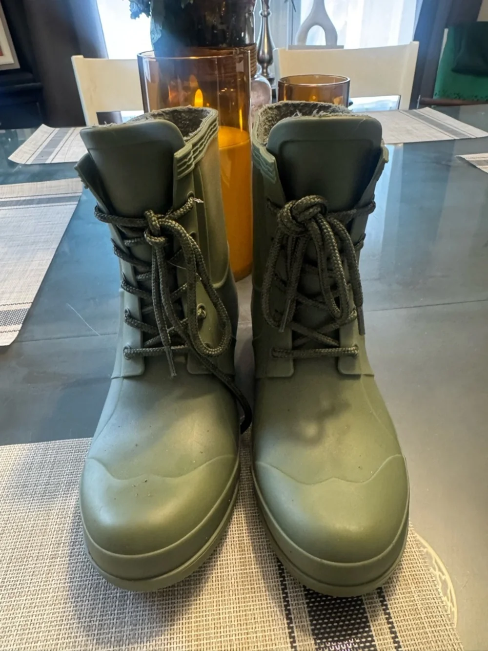 Hunter women’s Olive Green Lace-Up Rubber Rain Boot - Picture 3 of 4